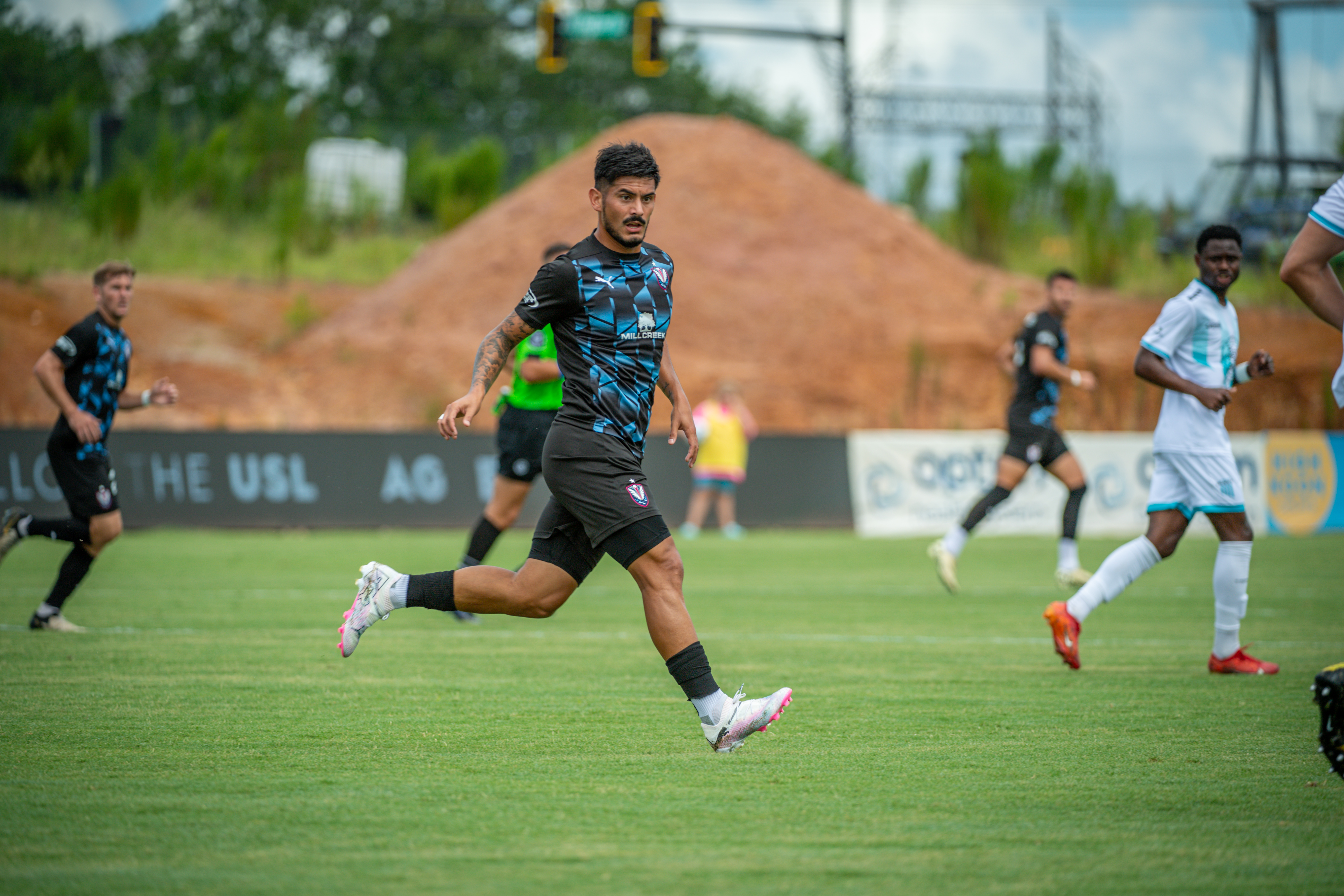 Sebastián Vivas Earns Tormenta FC Player of the Month Honors for July featured image